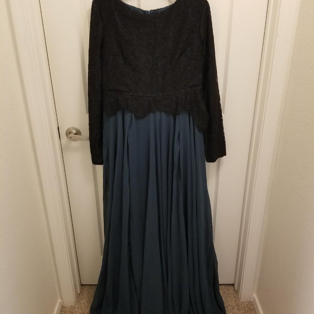 Inayah Formal Lace Gown - Size XXL (UK) - Picture 4 of 5